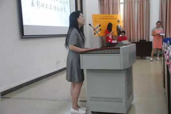 优秀导师代表霍韵樱发言