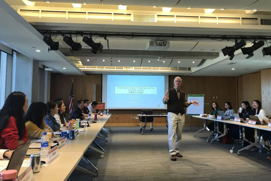Dr. Grant Reeher teaching U.S. public policy process, Sep. 24th, 2019